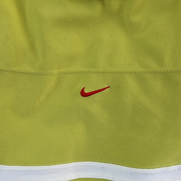 Nike DriFit Tank with Built-in Bra size Small - Picture 3 of 5